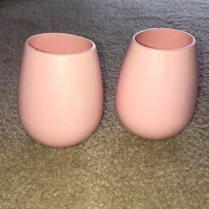 Silicone tumblers